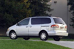 2002 Toyota Sienna